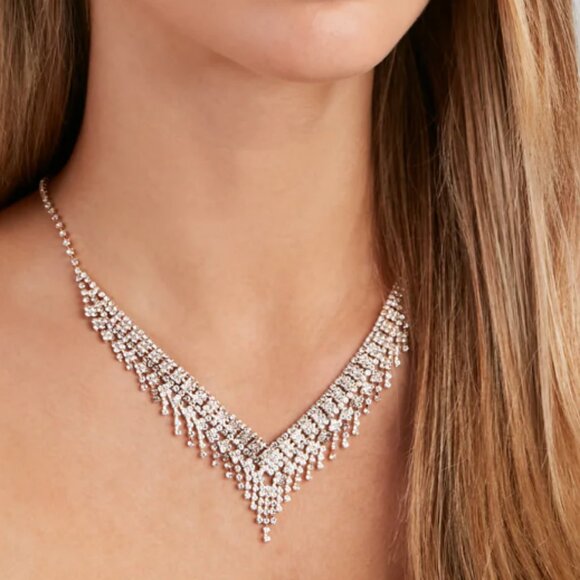 Windsor V-Shaped Rhinstone Necklace Cascading - Picture 1 of 4